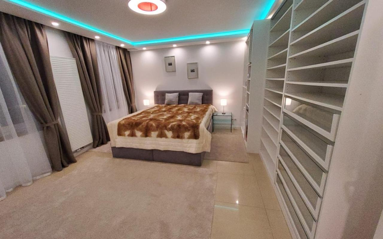 3 Zimmer Wohnung - Keine Party Wohnung ! 6 Personen ดุสเซลดอร์ฟ ภายนอก รูปภาพ